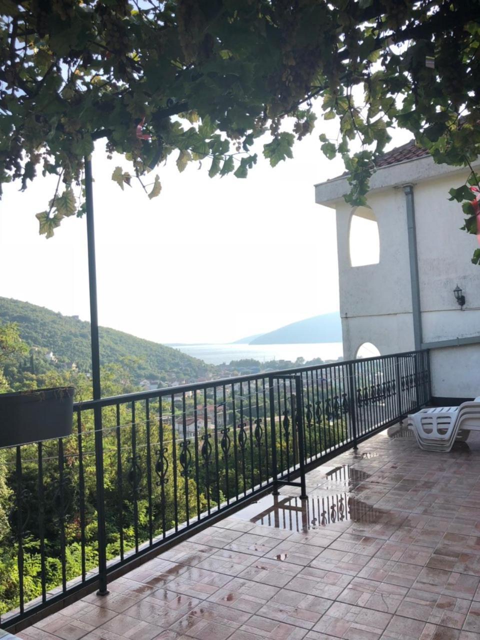 Guest House Cvoro Herceg Novi Esterno foto